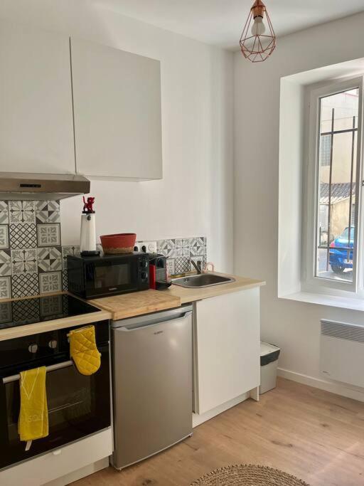Appartement Hyper Centre Climatise Salon-de-Provence Bagian luar foto