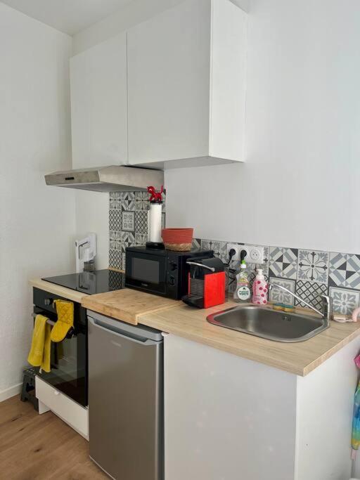 Appartement Hyper Centre Climatise Salon-de-Provence Bagian luar foto